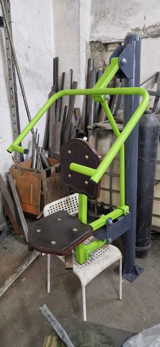 Уличные тренажеры спорт площадка