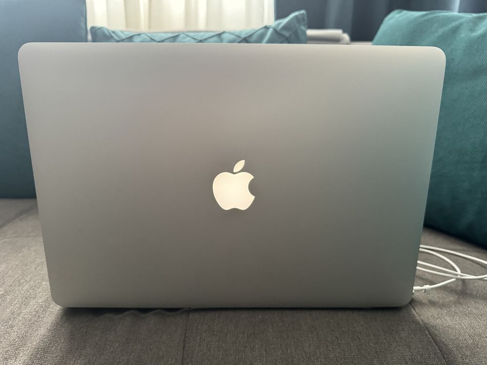 MacBook Pro 15’ 2015 i7 CA NOU