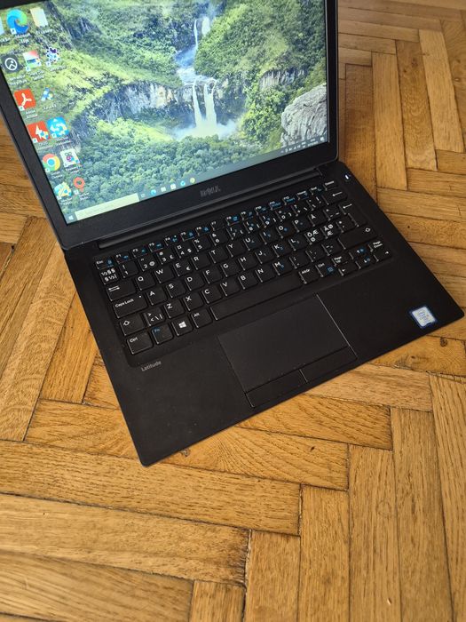 Laptop slim Dell i5-7th ddr4 ssd