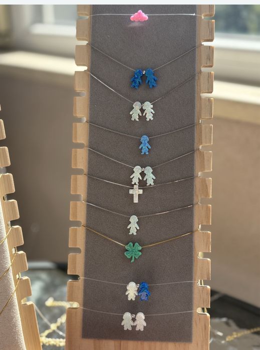 Сребърни колиета,гривни и обеци с опал