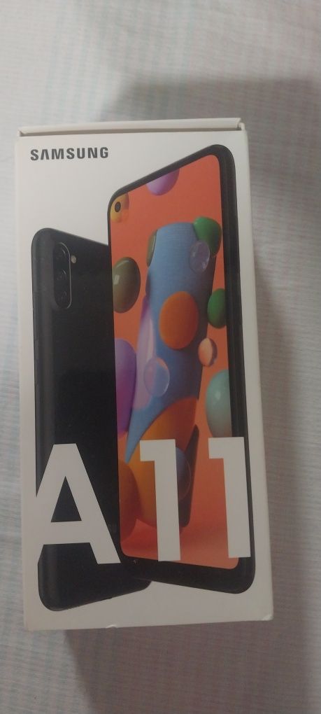 Продается телефон SAMSUNG A11