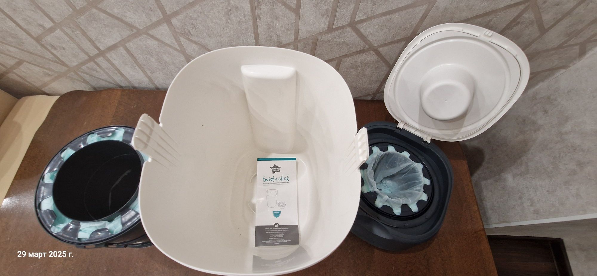 Кош за пелени Tommee Tippee Sangenic Twist and Click Advanced