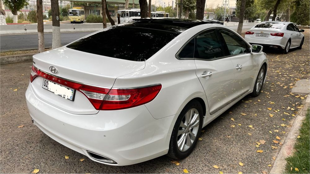 Hyundai azera crandeur 2012 FULL