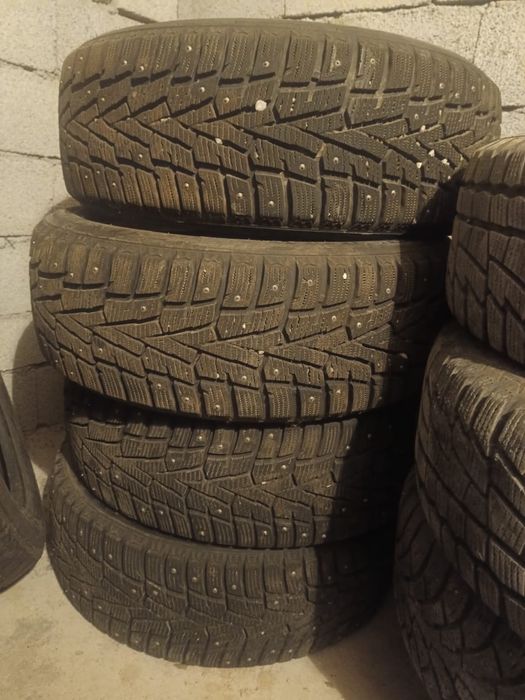 Продаи Шины зимние в хорошем состояний