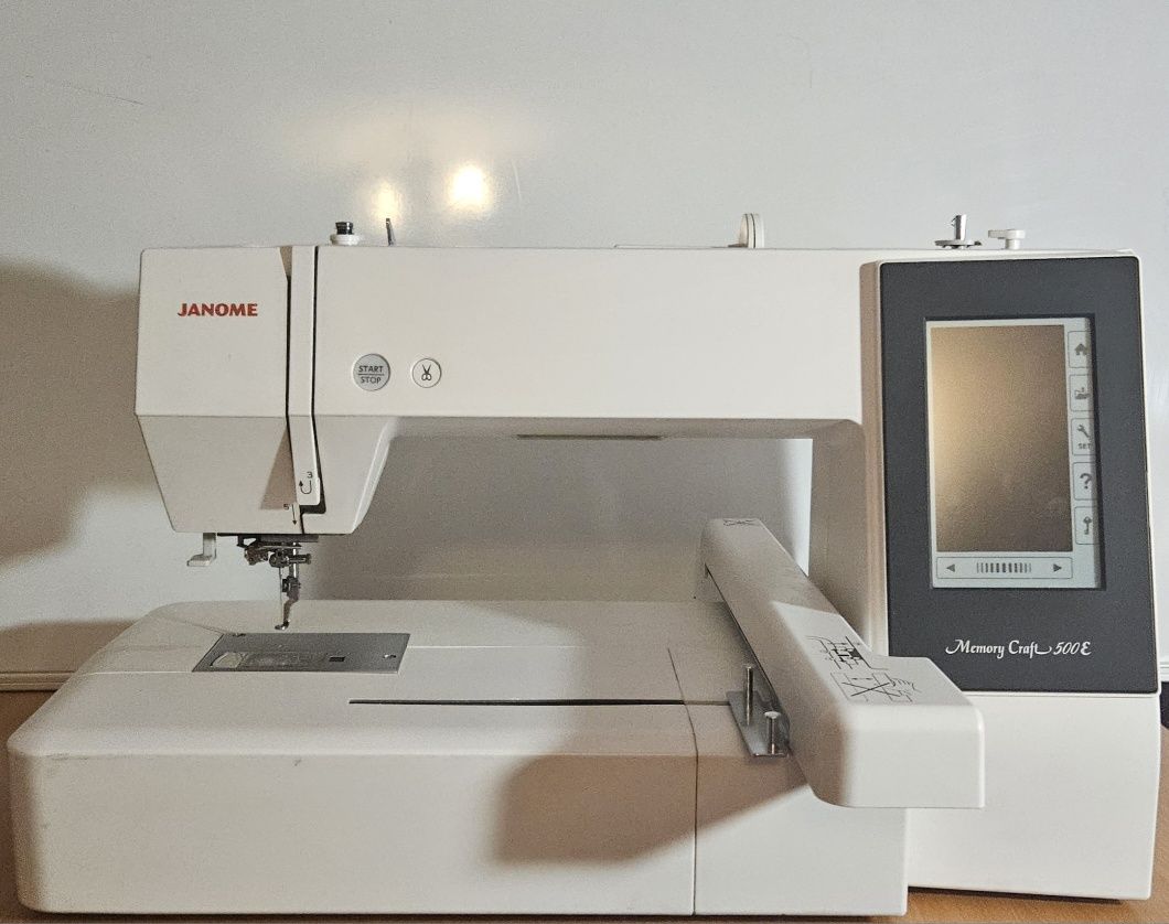 Вышивальная машина Janome Memory Craft 500Е