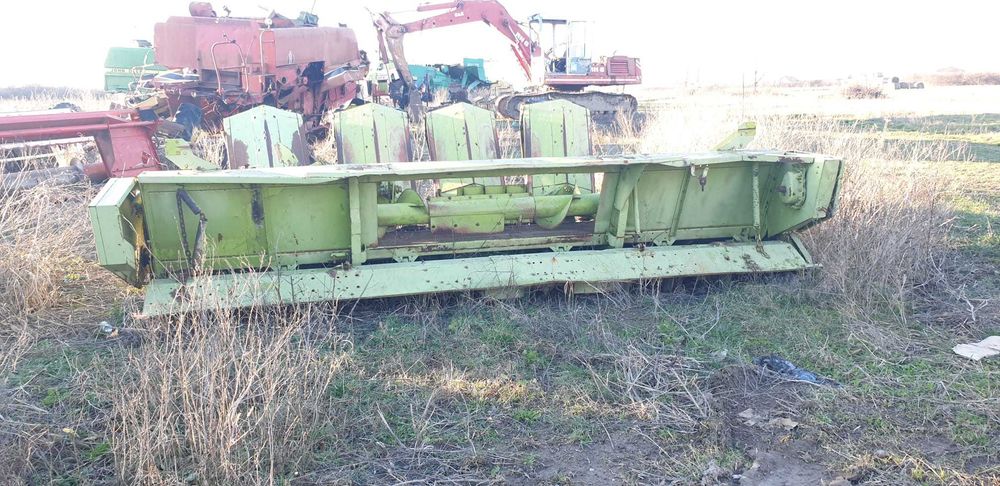 dezmembrez masa claas 6 rinduri porumb cu tocator