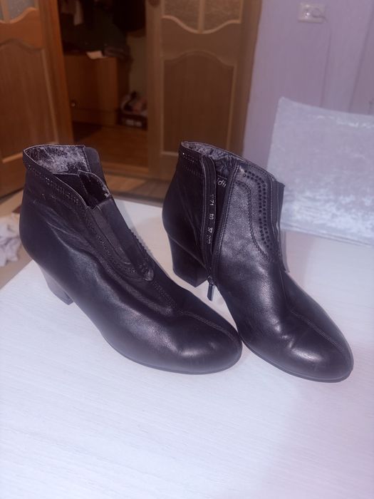 Продам Ботильоны