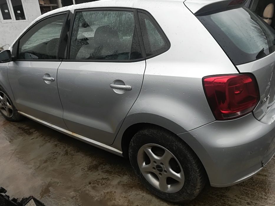 broasca cu cabluri usa fata  sau spate vw polo 6r 2012