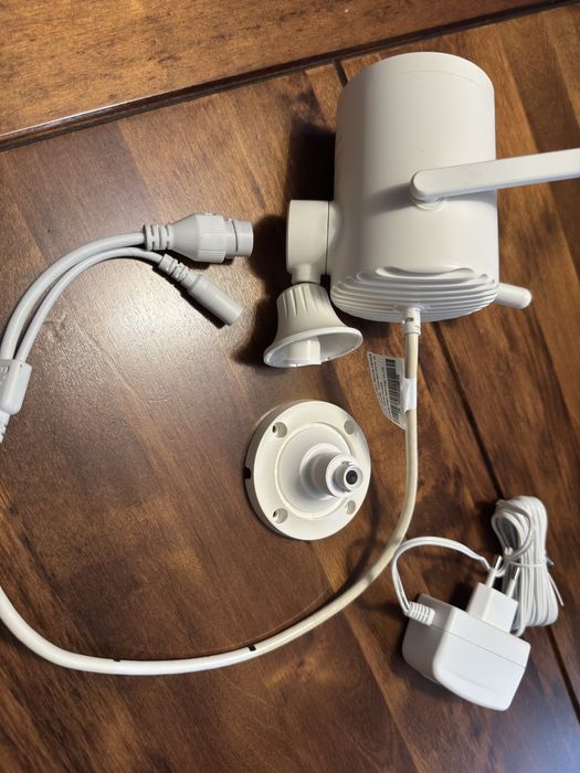 Camera de supraveghere Xiaomi Imilab EC3 cu wifi range extender