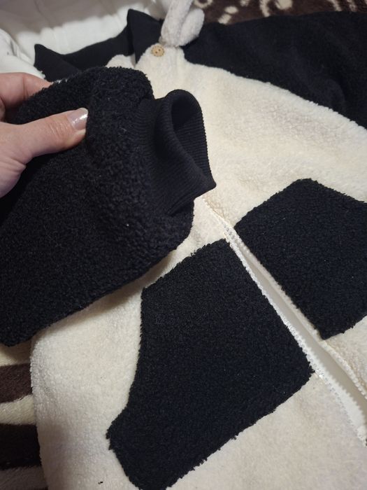 Комбинезон очень теплый для малышей