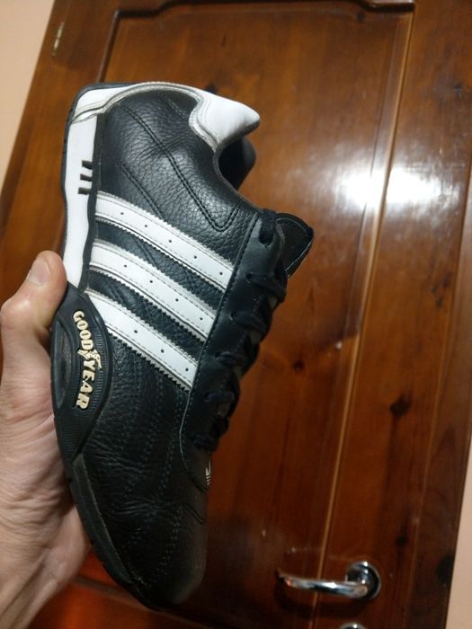 Резервирани.Adidas Goodyear 42,5нм. 27,0см.