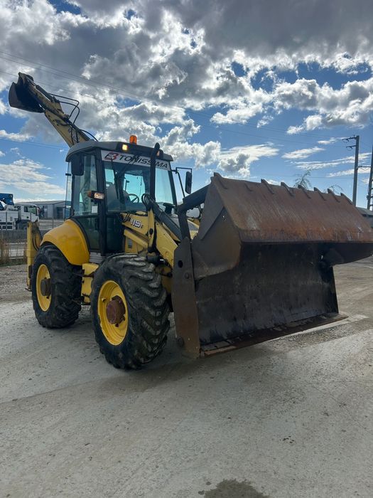 Buldoexcavator new holland B 115 B
