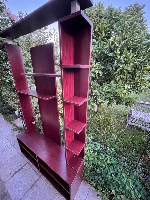 Biblioteca bordo living