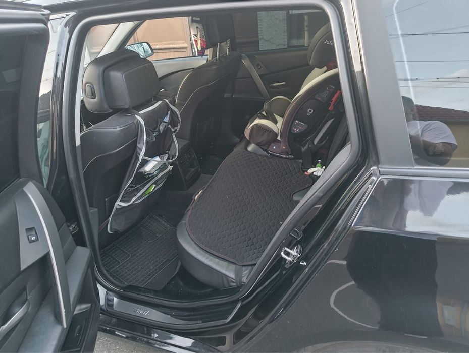 Vand BMW 525 in stare buna de functionare cu acte si ITP valabile.
