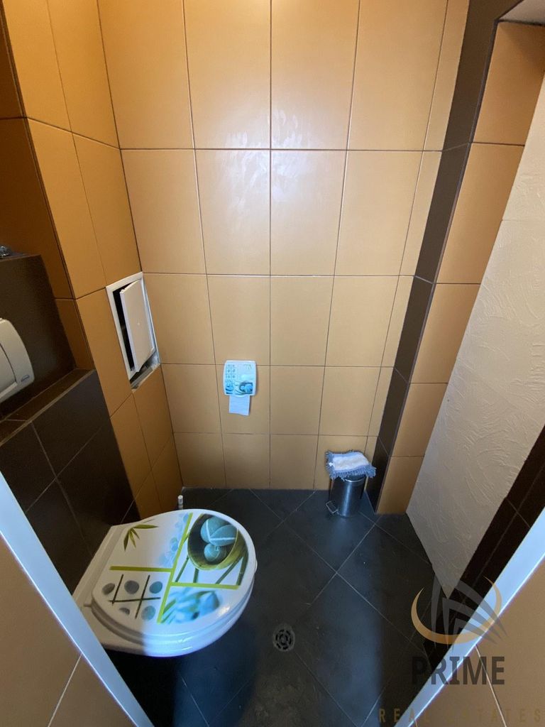 Дава се под наем Едностаен апартамент в Бургас, Център - 60 кв.м за 357 € - Снимка #13