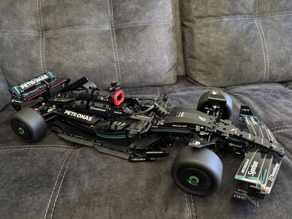 LEGO® Technic - Mercedes-AMG F1 W14 E Performance