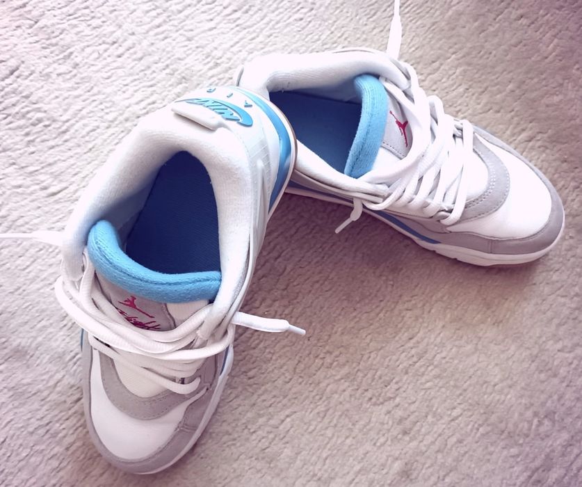 Nike Air Jordan 4 RM