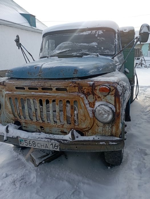 Продам Газ52 на ходу и отдельно раму52 коробка передач и радиатор