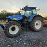 Tractor New Holland TM175