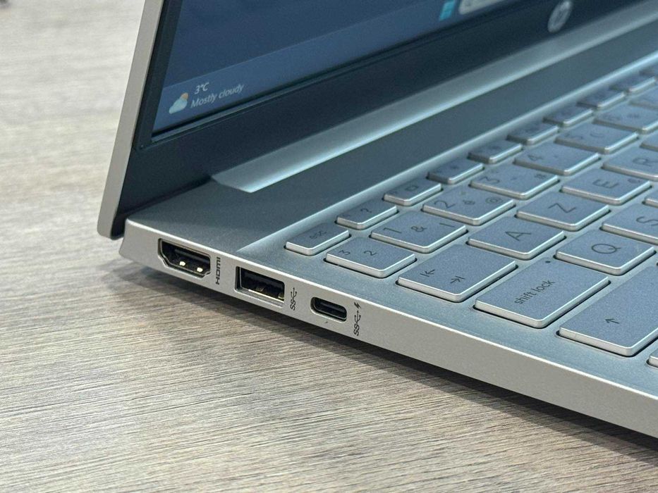 HP Pavilion 15/FHD IPS/Ryzen 7 7730U/16GB RAM