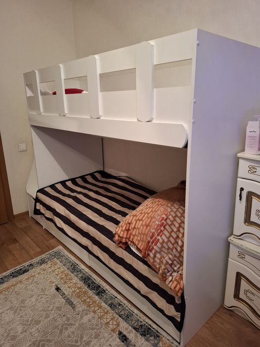 Продам детскую кровать