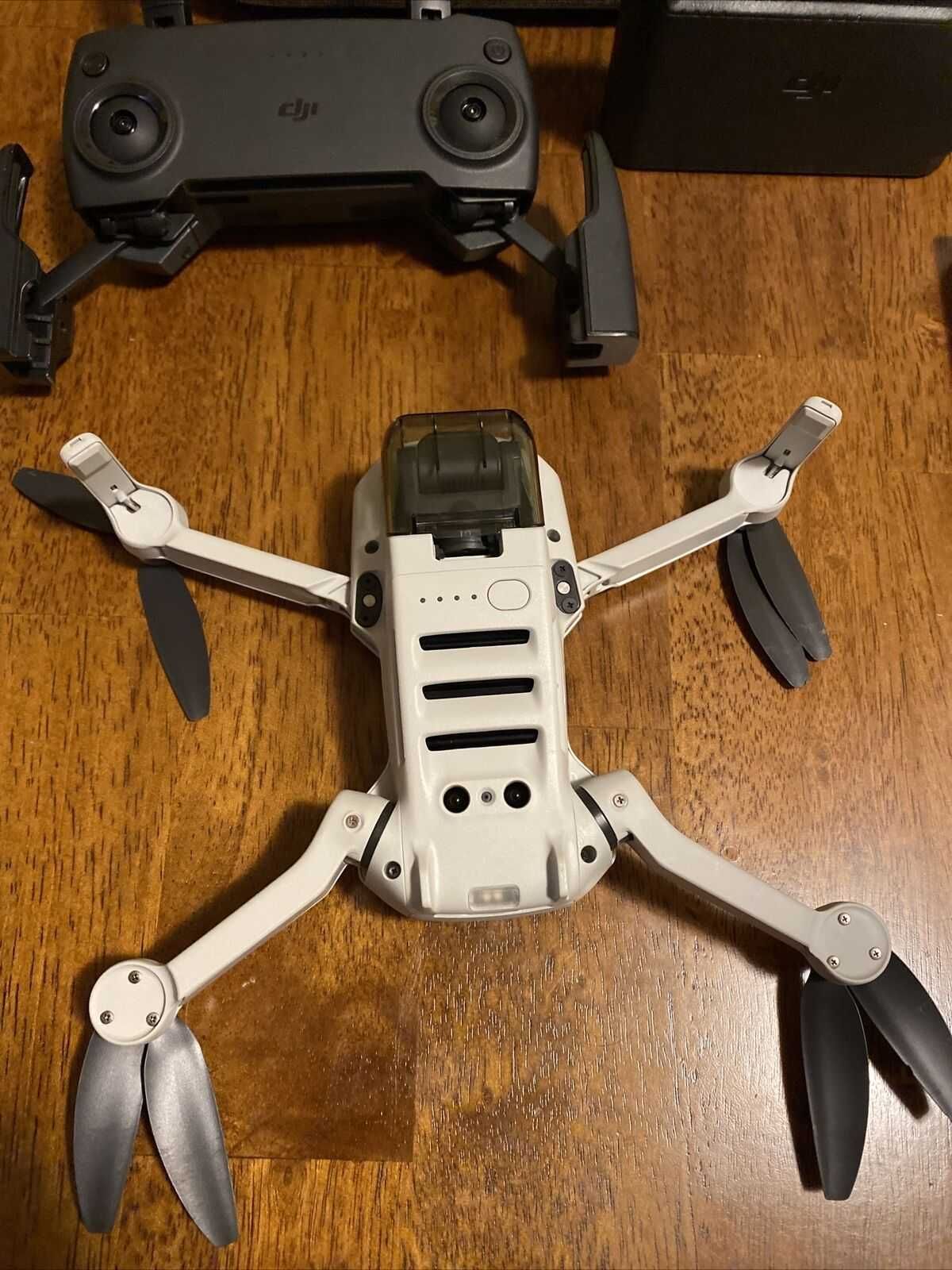 Дрон Dji Mavic mini