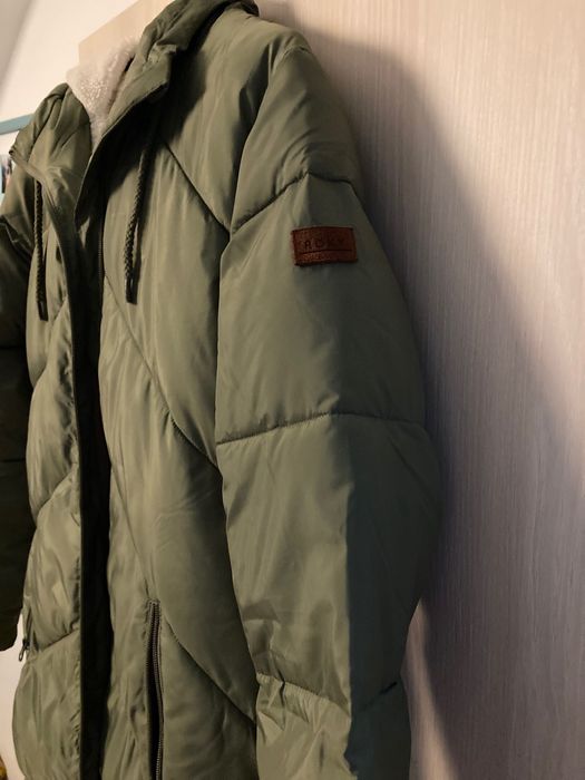 Ново зимно яке Roxy без етикет
