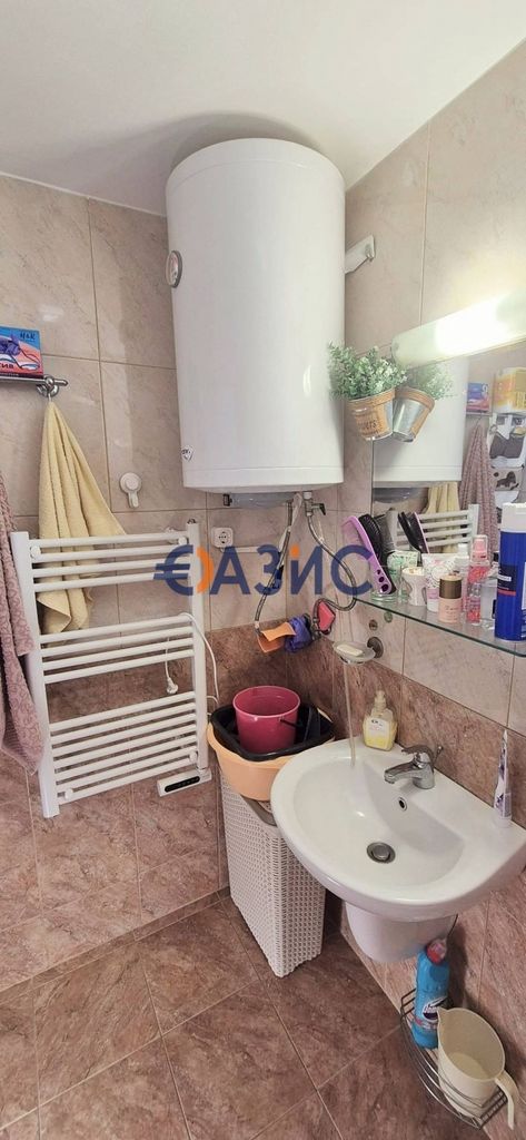 Продава се Двустаен апартамент в Свети Влас - 50 кв.м за 1260 €/кв.м - Снимка #11