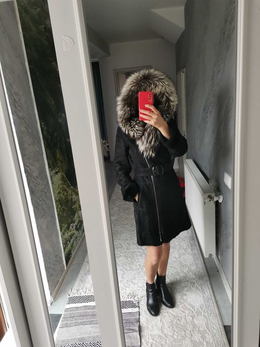 Palton piele naturala.