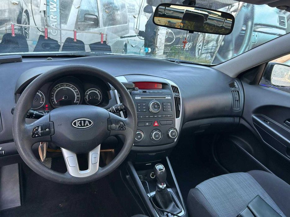 KIA Cee’d – 1.6 CRDi Diesel - 2012 + Set Jante si Anvelope Iarna