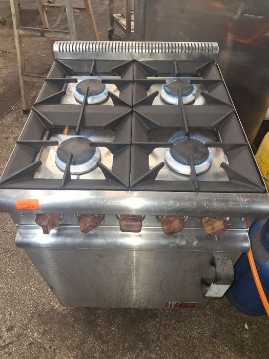 Котлони на газ с фурна на газ FALCON