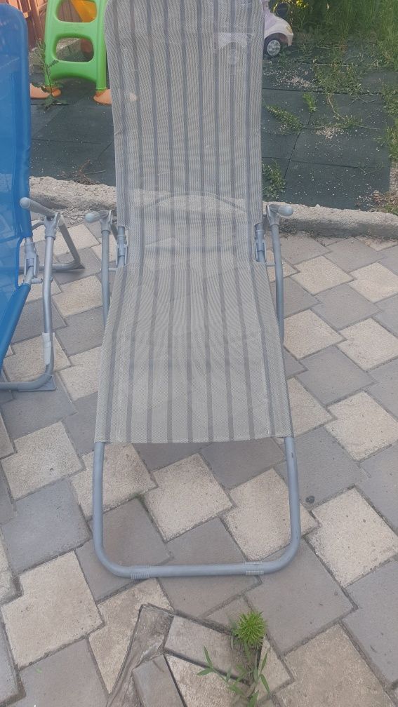 Vând scaune șezlong