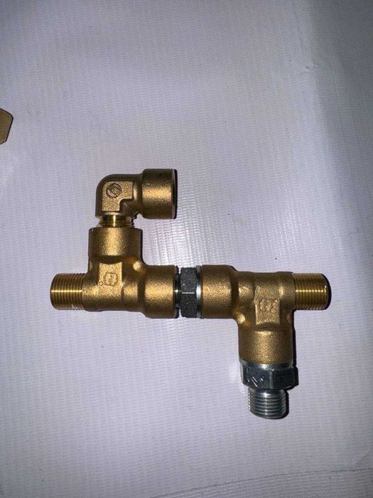 Переходник (быстросъемный) 3/8 внутренний - 3/8наружный нержавейка