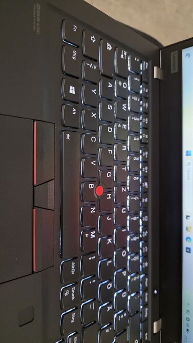 Lenovo ThinkPad T14s Carbon