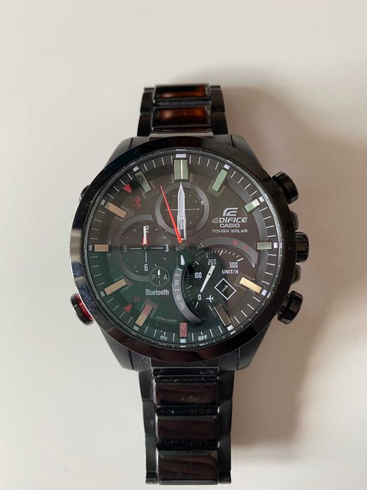 Часовник Casio Edifice EQB-500DC-1AER