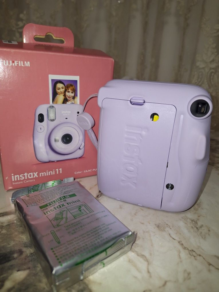 Aparat foto Instax mini 11 Fujifilm