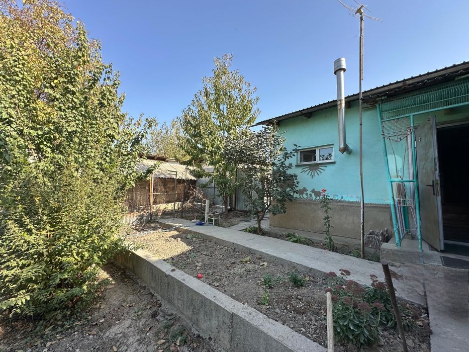 Благоустроенный жилой дом в с.Карасу по ул.Молдагуловой.