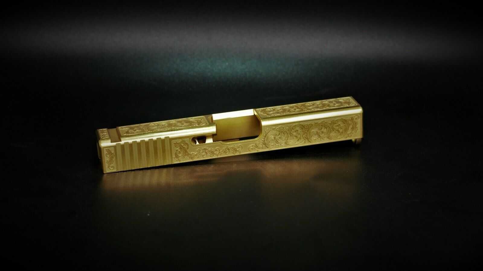 Pistol Glock ~PLACAT GOLD VERSACE~ Ed. Limitata / Cu  Co2 Gaz Airsoft