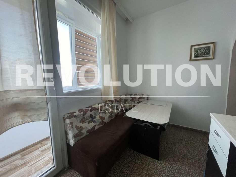 Дава се под наем Тристаен апартамент в Варна, Младост 1 - 75 кв.м за 400 € - Снимка #4