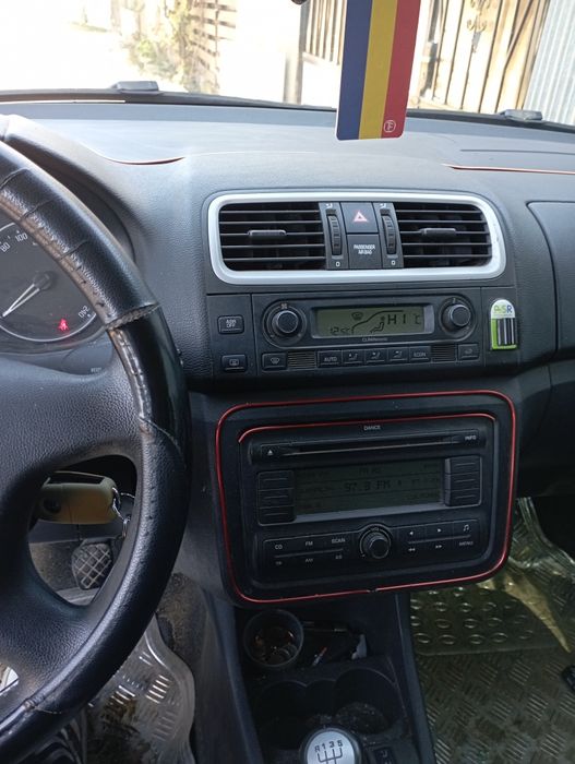 skoda roomster 1.2 benzina an 2009