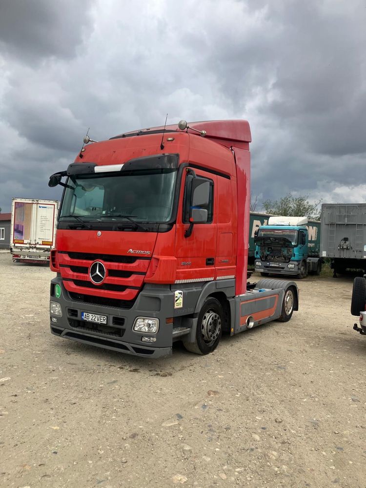 Mercedes Actros 1844 si Mercedes Actros 1848