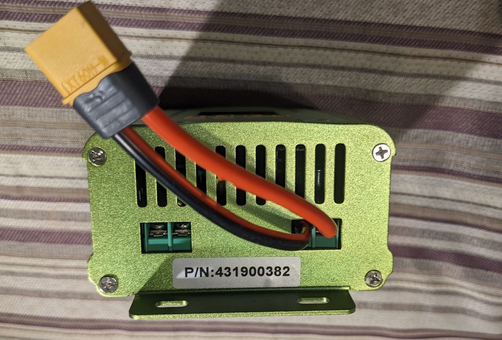 Соларен контролер MPT 7210A