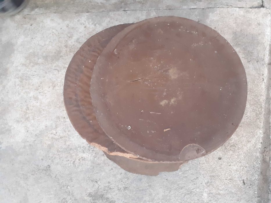 Ceara de vanzare din faguri si capaceala, productie propie