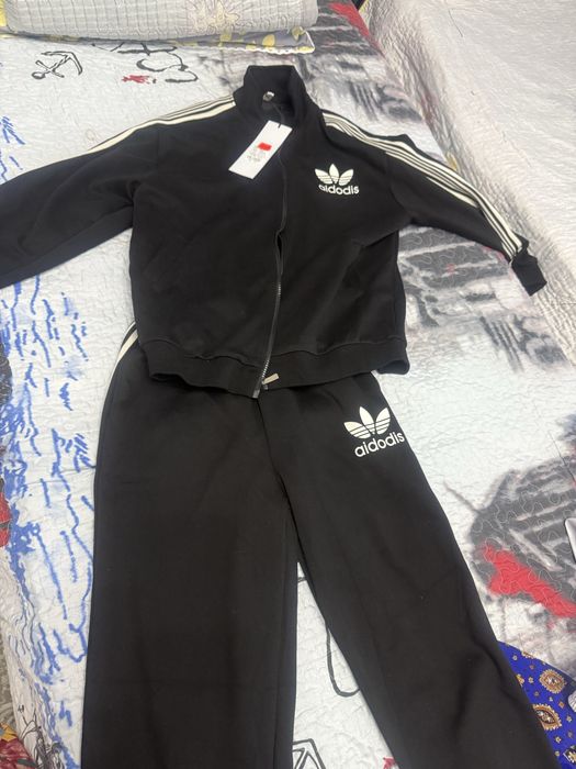 Спортивный костьюм на мальчика