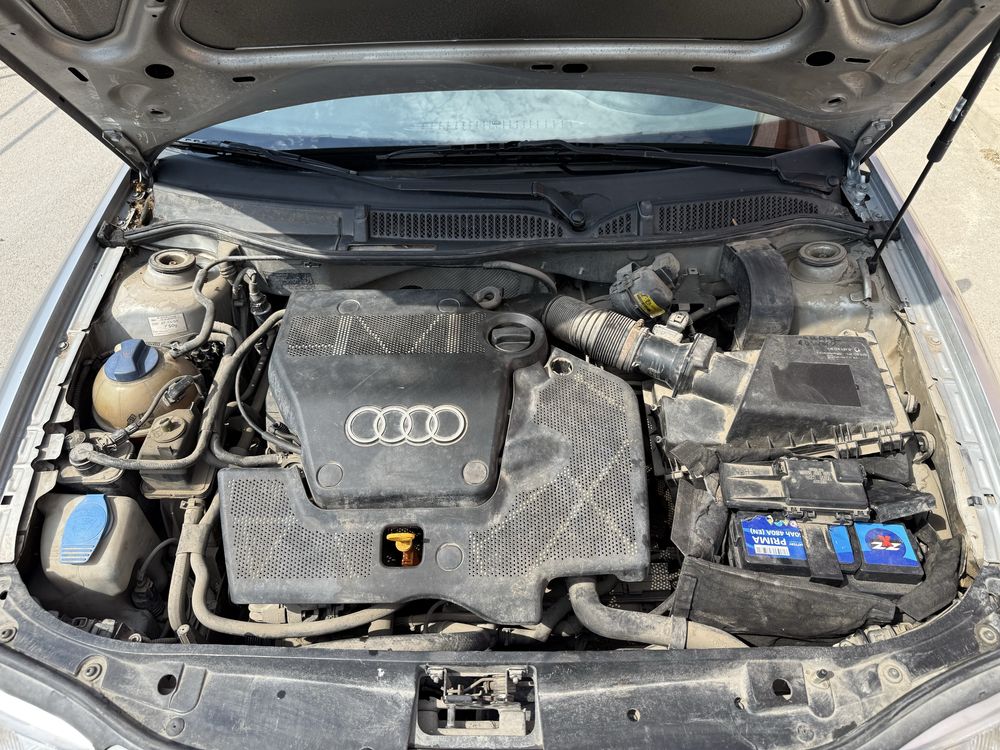 Audi A3 1.6 Бензин Климатроник Всичко платено Добро състояние 2000лв