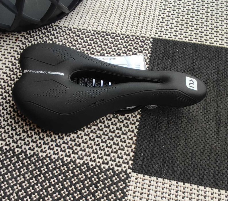 Чисто нови седалки за колело