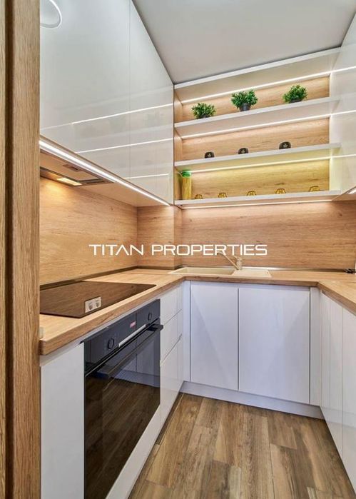 Дава се под наем Двустаен апартамент в Варна, Център - 60 кв.м за 800 € - Снимка #1