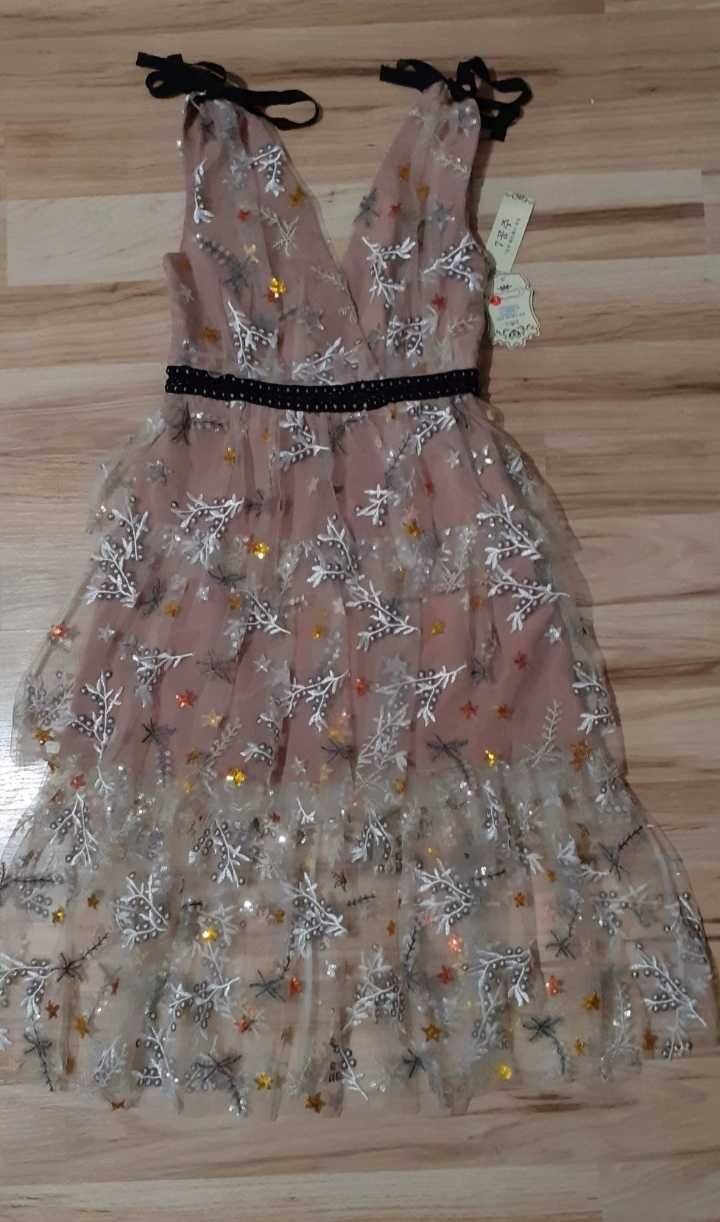 Rochie de ocazie cu dantela,lungime medie,mar.S,deosebita