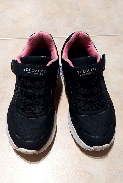 Skechers marimea 32
