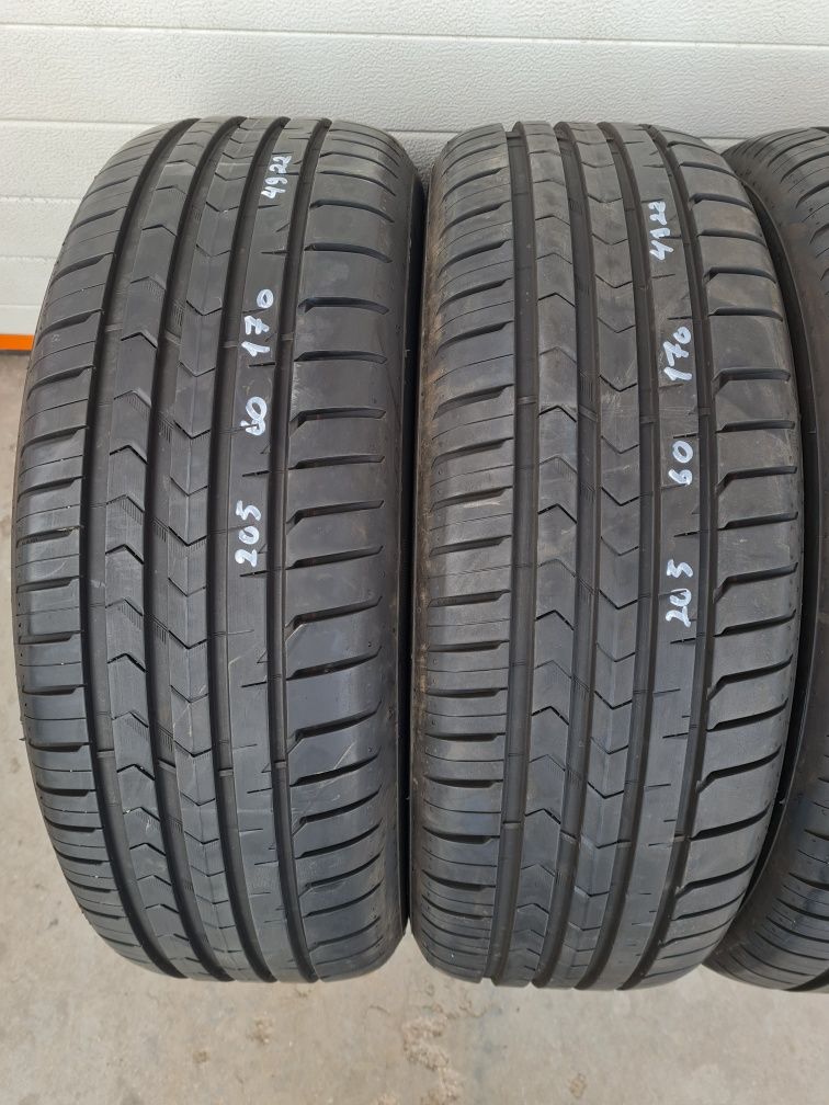 Летни гуми 4 броя VREDESTEIN Ultrac 205 60 R17 дот 4922